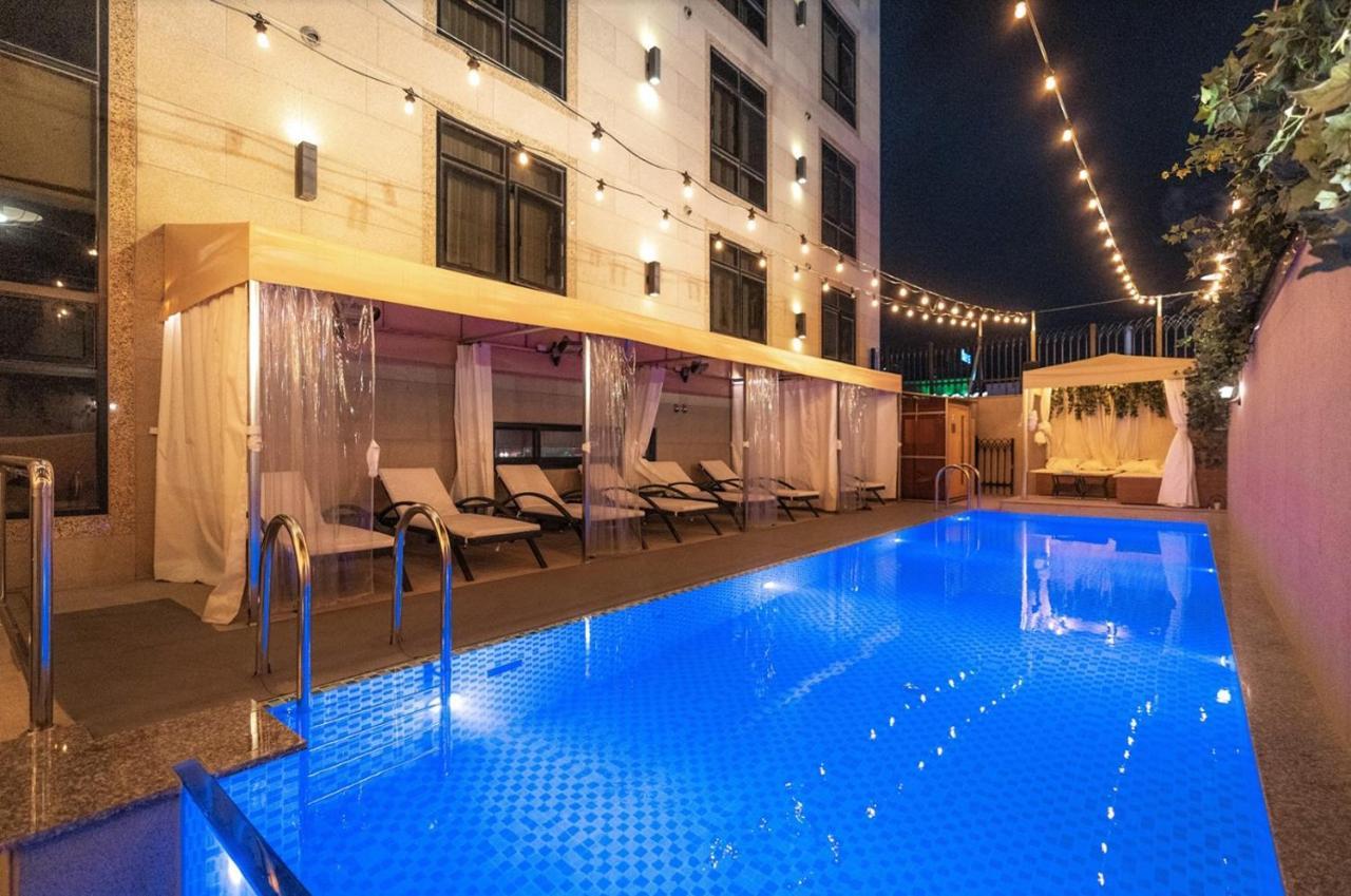 Daegu February Hotel Dongseongro Екстер'єр фото