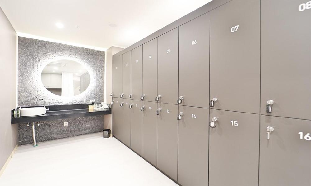 Daegu February Hotel Dongseongro Екстер'єр фото
