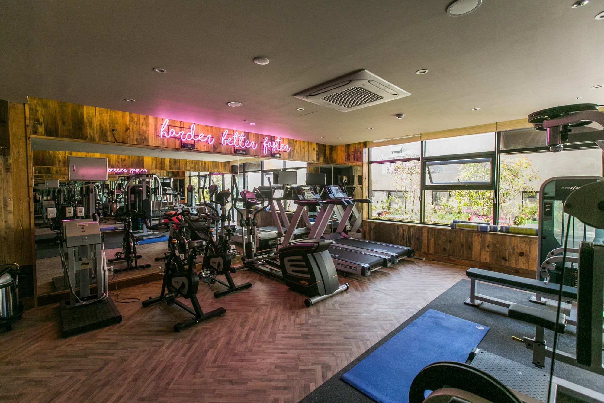 Daegu February Hotel Dongseongro Екстер'єр фото