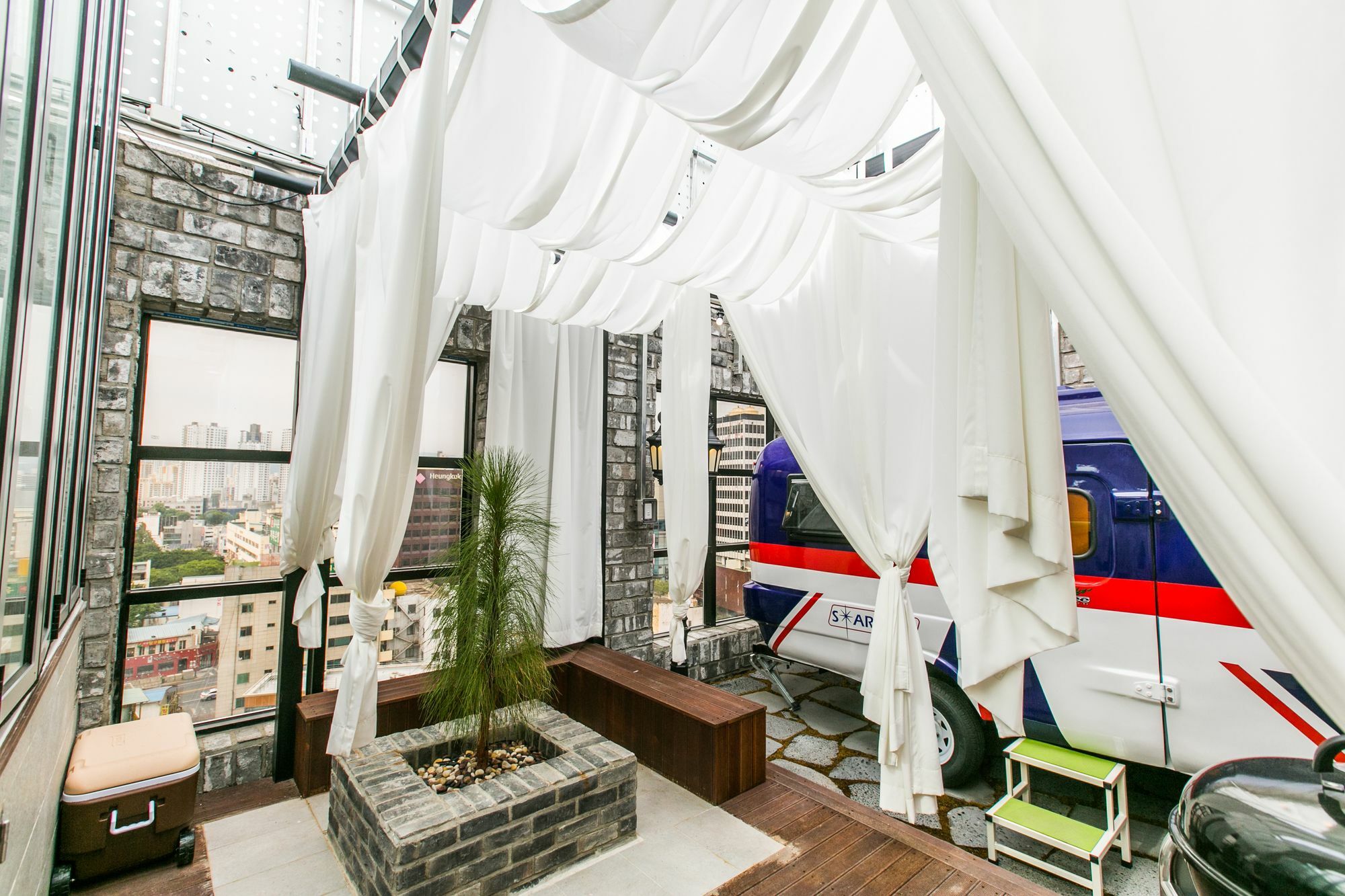 Daegu February Hotel Dongseongro Екстер'єр фото