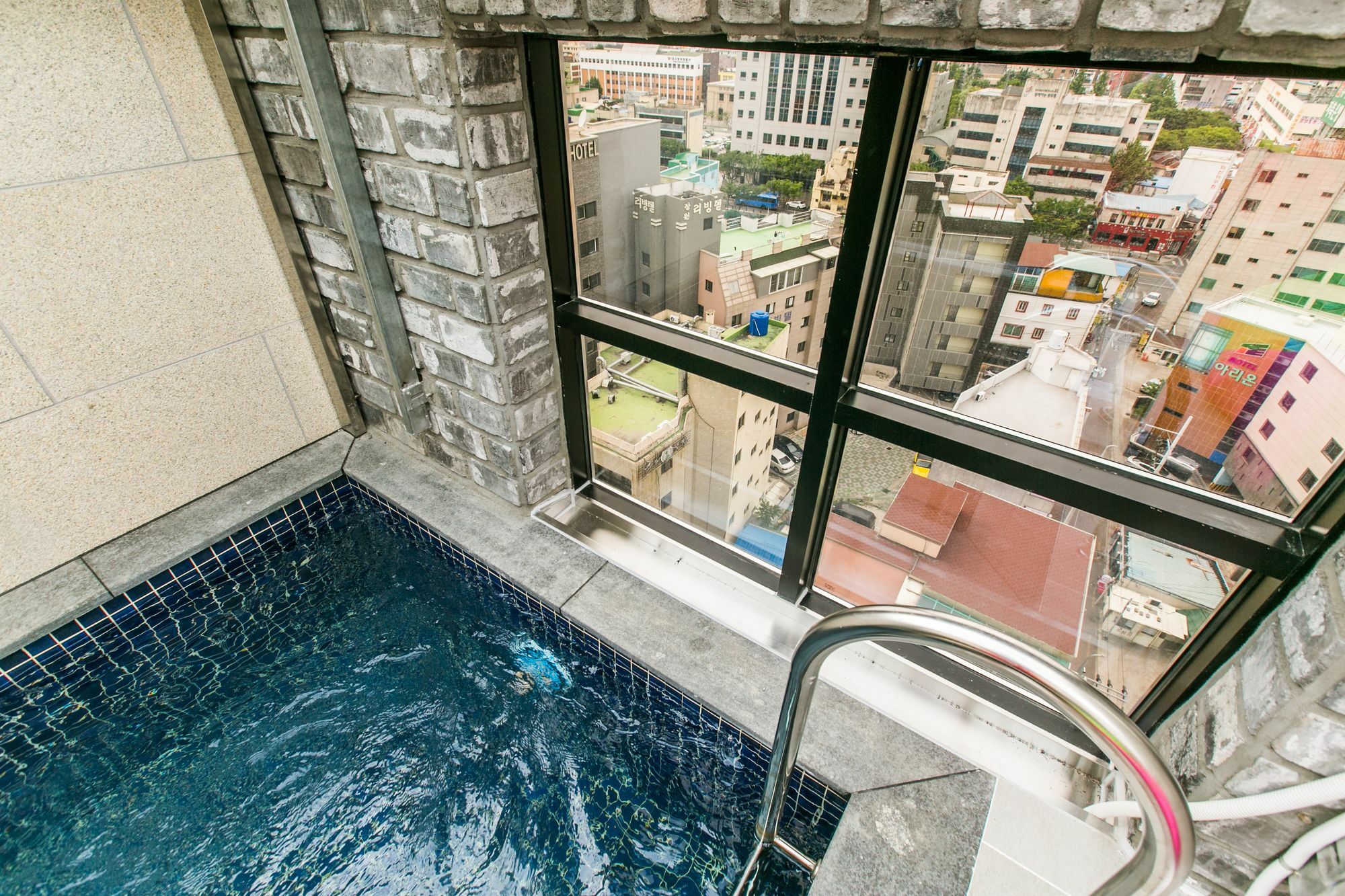 Daegu February Hotel Dongseongro Екстер'єр фото